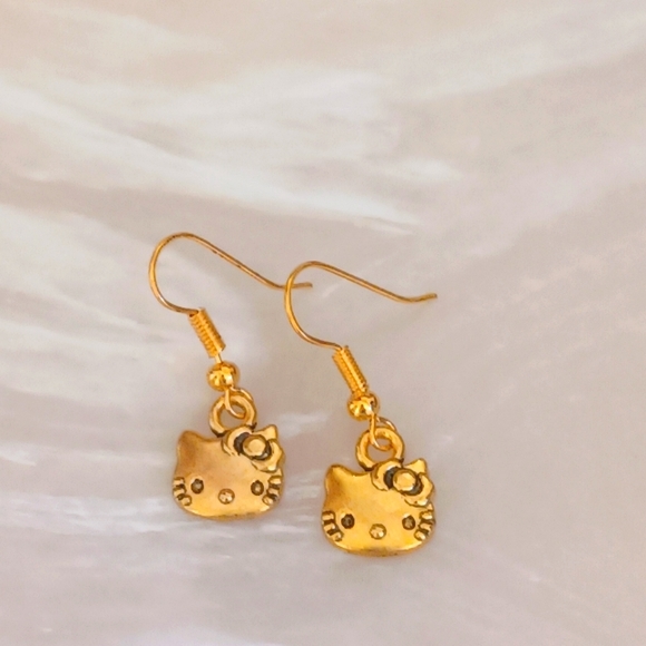 Dainty Sanrio Gold Hello Kitty Handmade Earrings - Picture 1 of 4